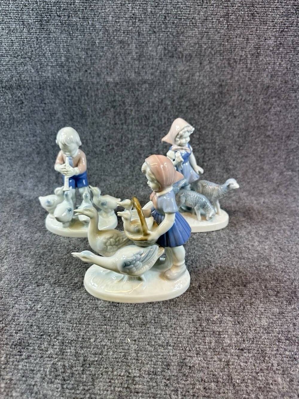 Vintage Gerold Porzellan Bavaria Figurines Set 3 Children Geese Western Germany